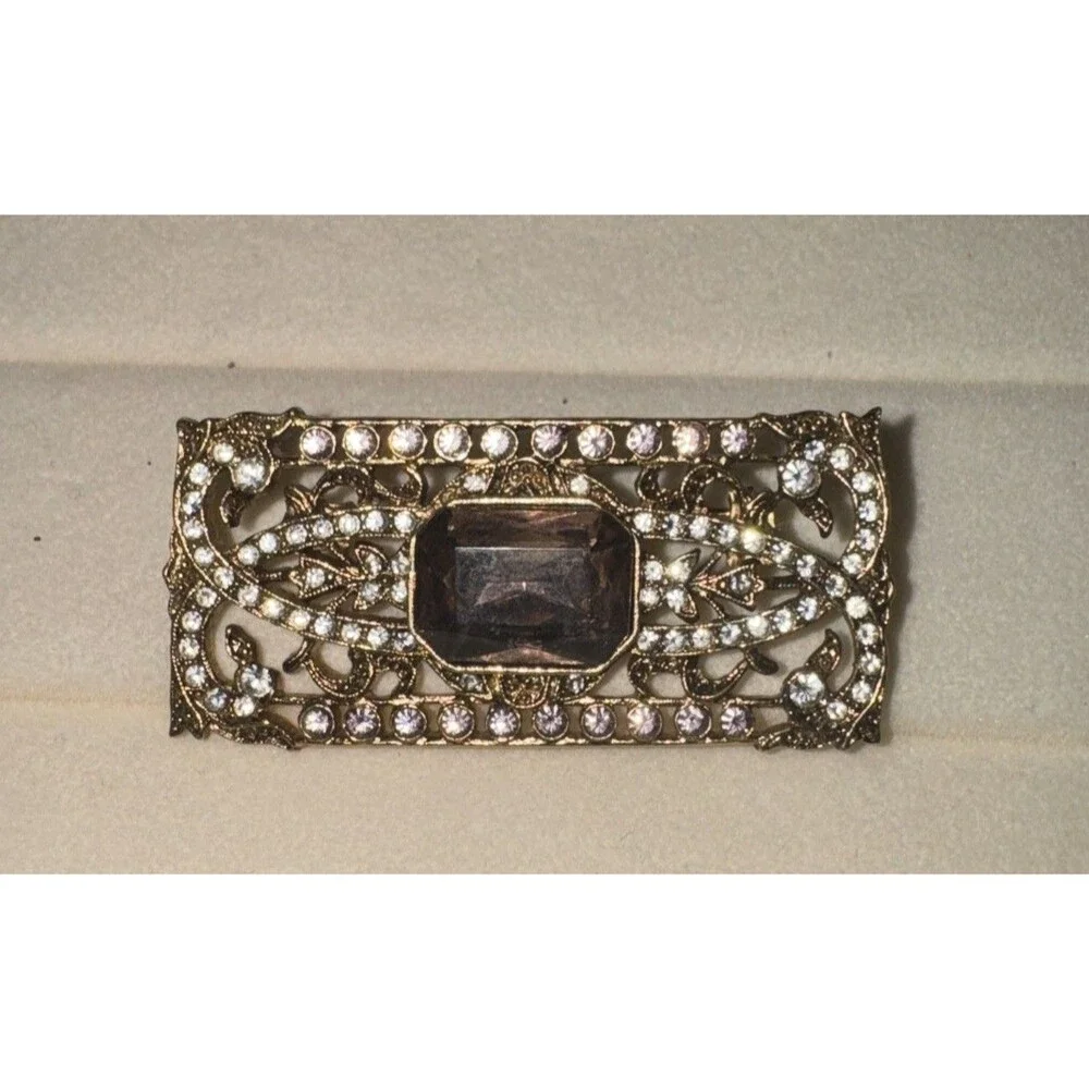 1928 Art Deco Purple Glass Brooch Gold Tone Crystal Pin Victorian Marcasite